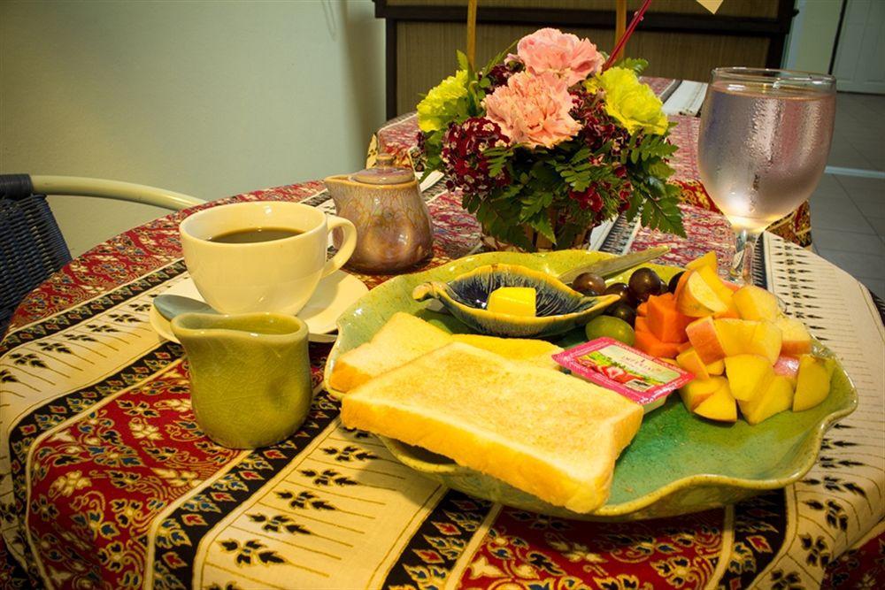 Sasima Bed And Breakfast Chiang Mai Bagian luar foto
