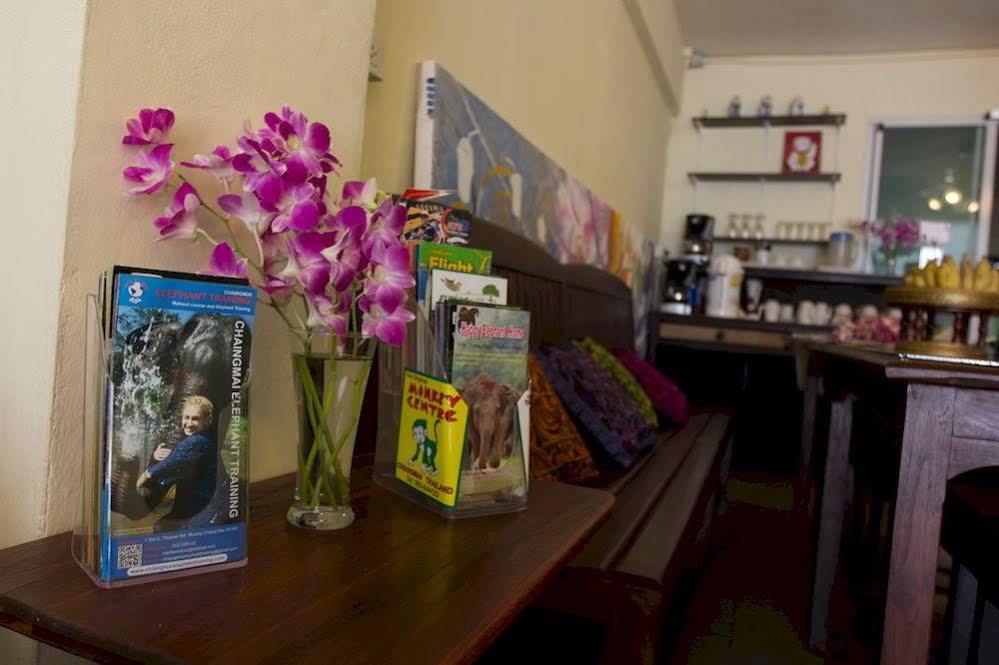 Sasima Bed And Breakfast Chiang Mai Bagian luar foto
