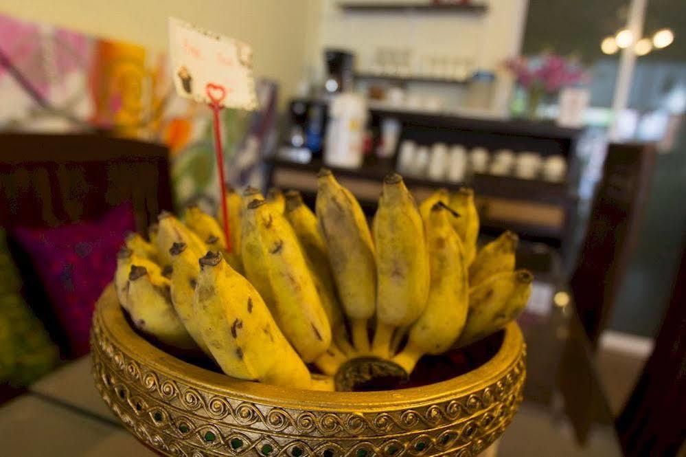 Sasima Bed And Breakfast Chiang Mai Bagian luar foto